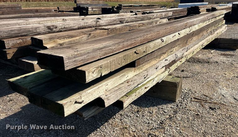 image for item LC9277 Approximately 14 wood planks