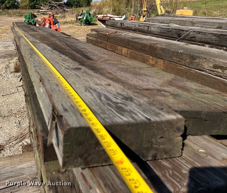 image for item LC9277 Approximately 14 wood planks