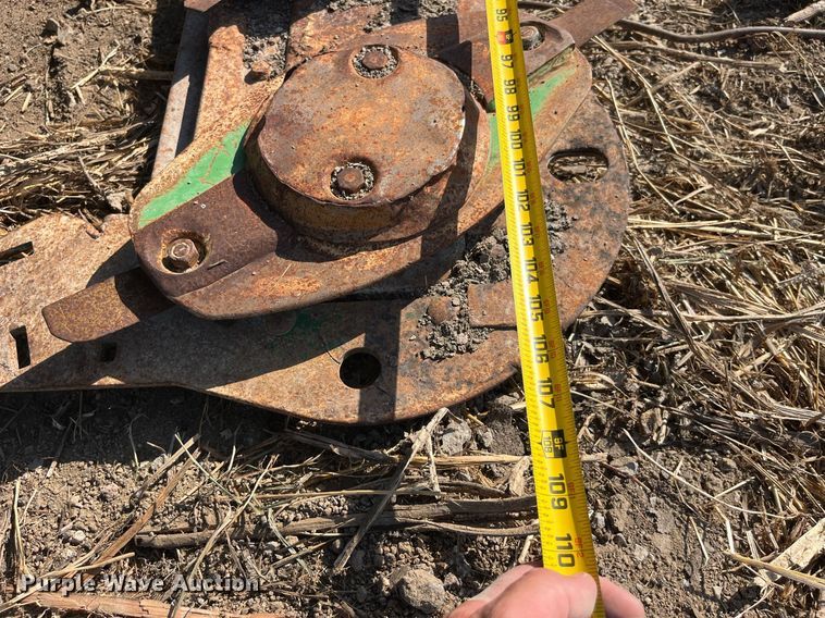 image for item LC9282 John Deere 275 disc mower