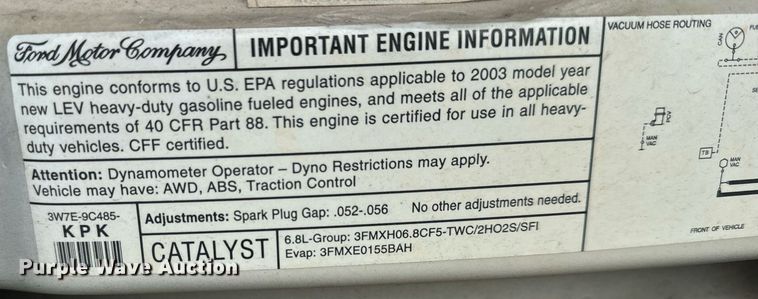 image for item MS9805 2003 Diamond PT2000 shuttle bus