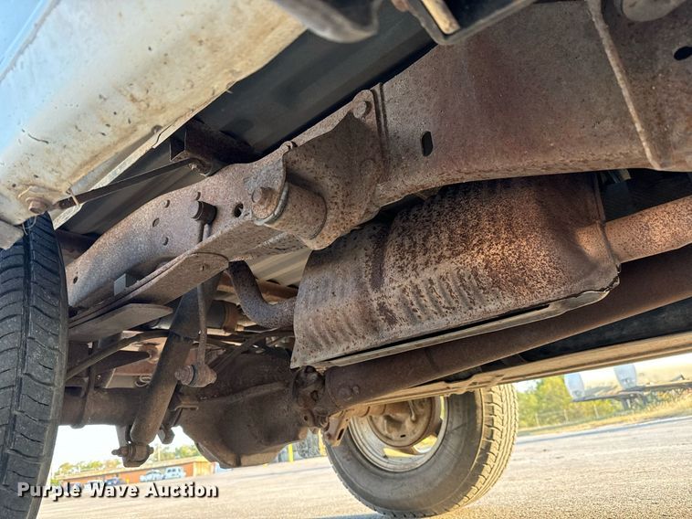 image for item MS9806 2000 Ford Ranger XLT SuperCab pickup truck