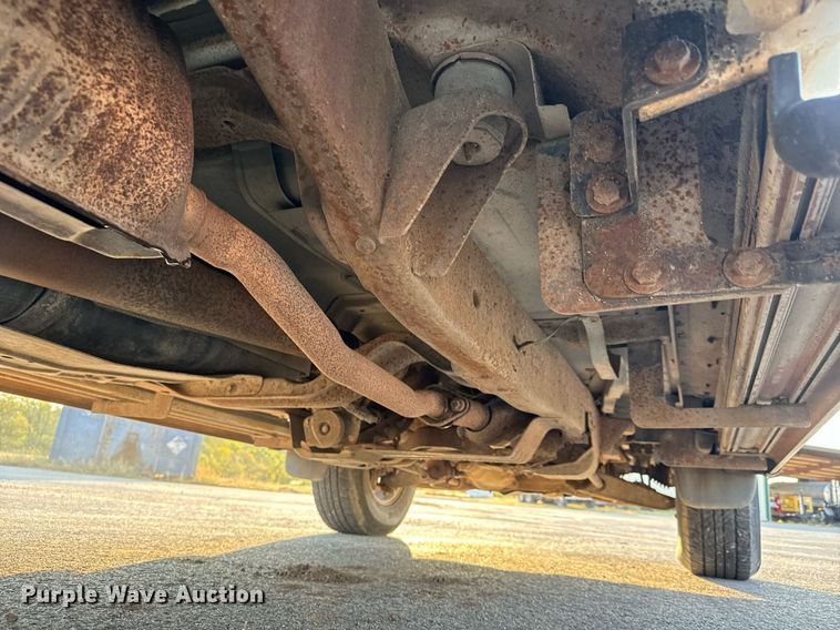 image for item MS9806 2000 Ford Ranger XLT SuperCab pickup truck