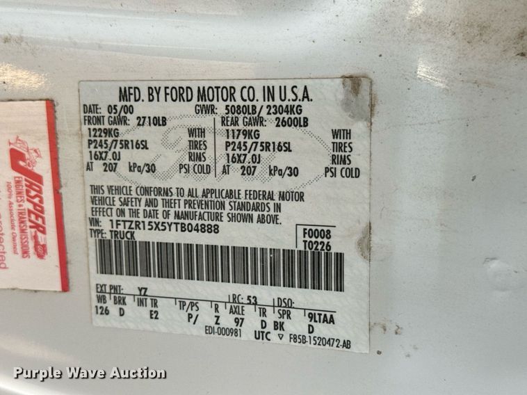image for item MS9806 2000 Ford Ranger XLT SuperCab pickup truck