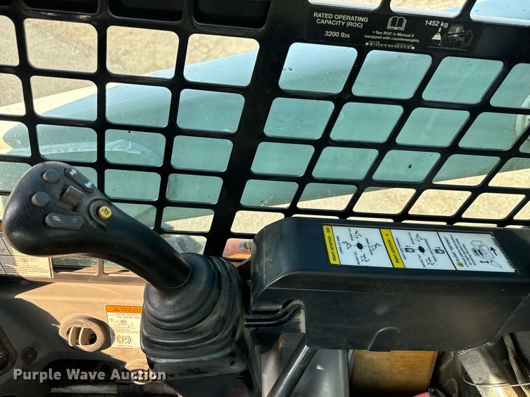 image for item MS9810 2012 Bobcat  S750 skid steer loader