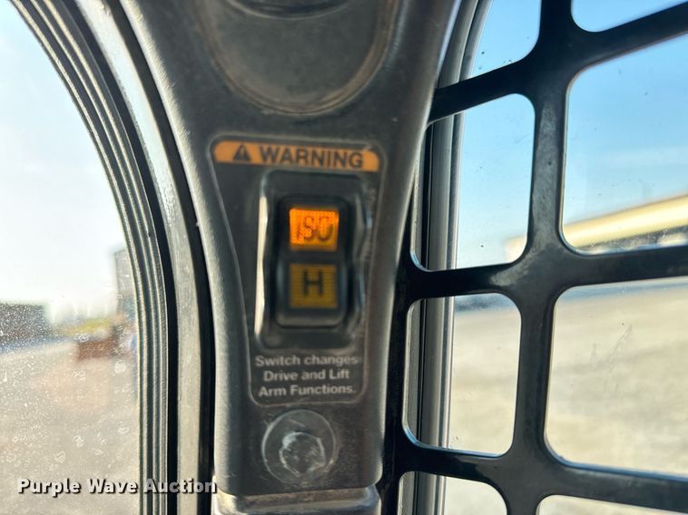 image for item MS9810 2012 Bobcat  S750 skid steer loader