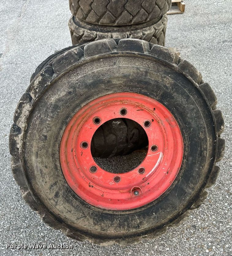 image for item MS9810 2012 Bobcat  S750 skid steer loader