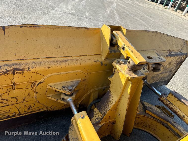 image for item MS9811 2002 Caterpillar  D5G dozer