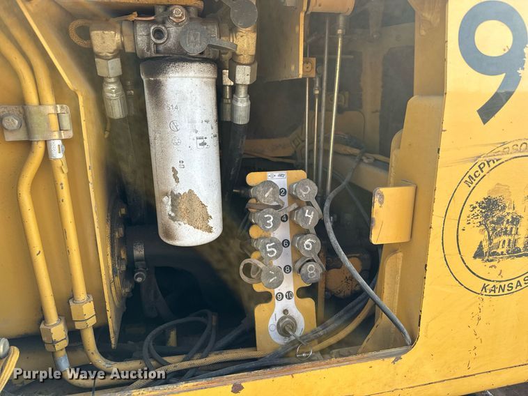 image for item MS9811 2002 Caterpillar  D5G dozer