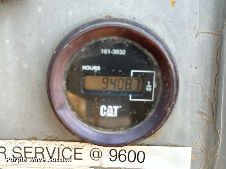 image for item MS9811 2002 Caterpillar  D5G dozer