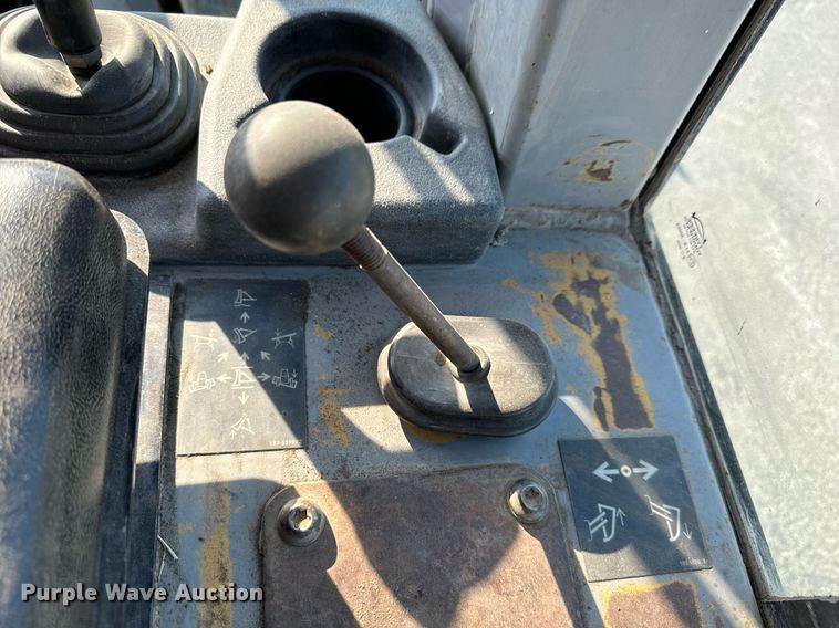 image for item MS9811 2002 Caterpillar  D5G dozer