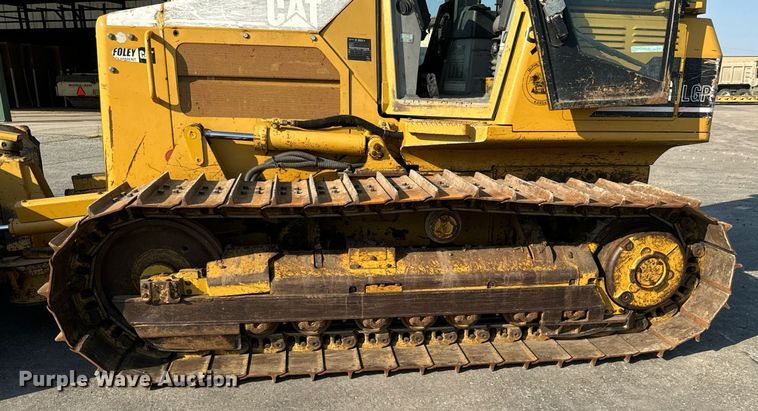 image for item MS9811 2002 Caterpillar  D5G dozer