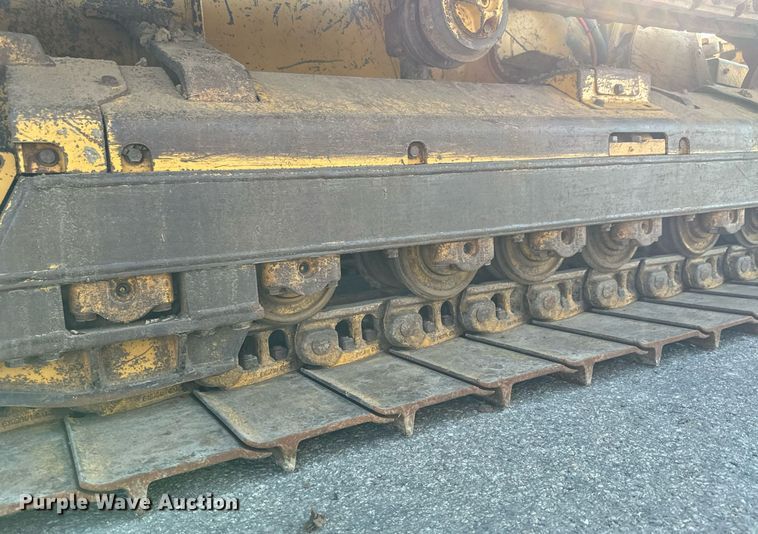 image for item MS9811 2002 Caterpillar  D5G dozer