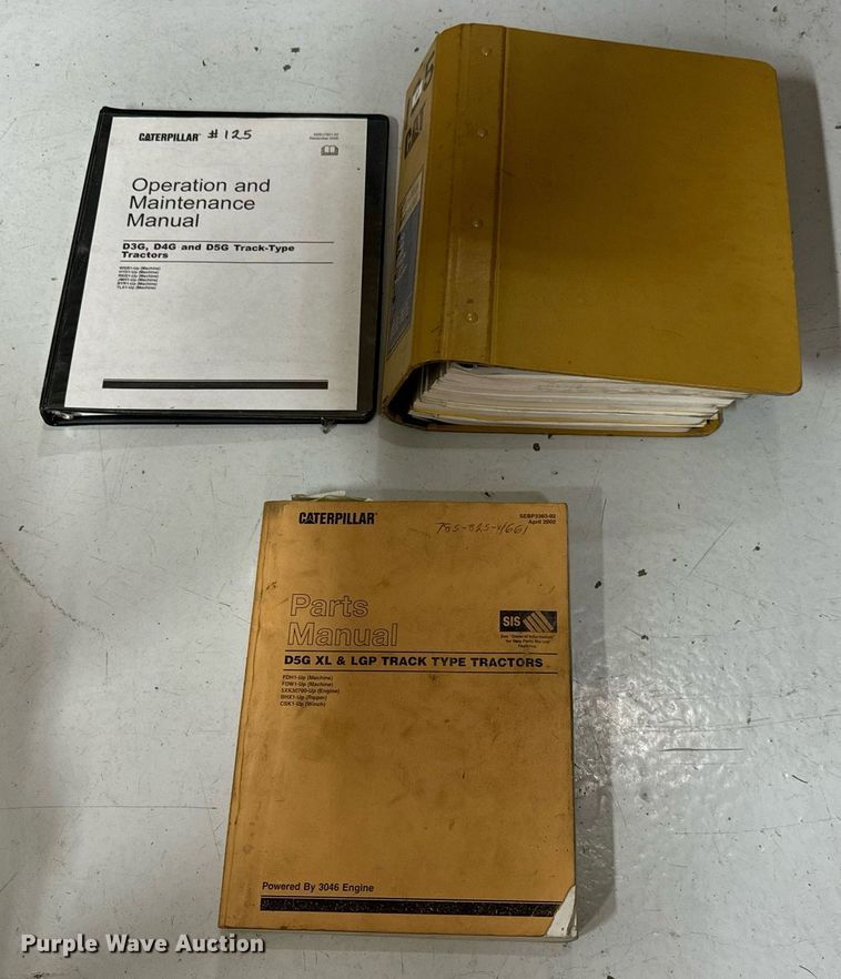 image for item MS9811 2002 Caterpillar  D5G dozer