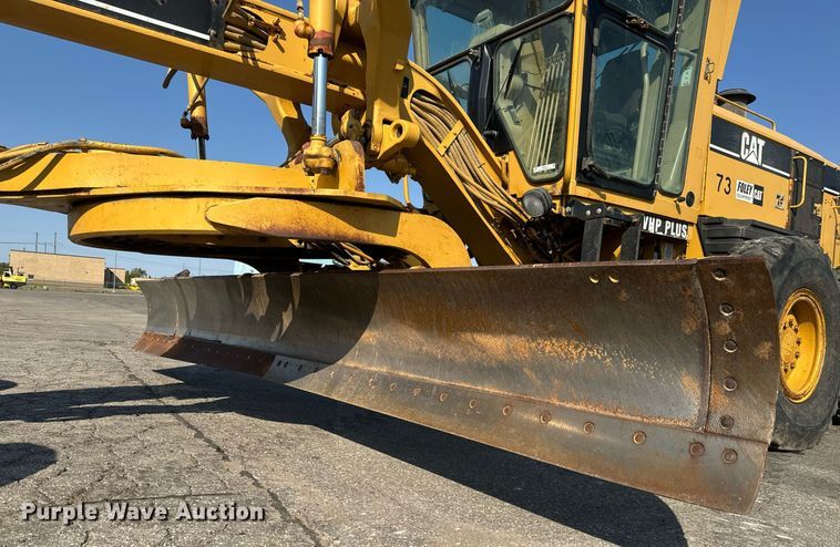 image for item MS9813 2003 Caterpillar 140H VHP Plus motor grader