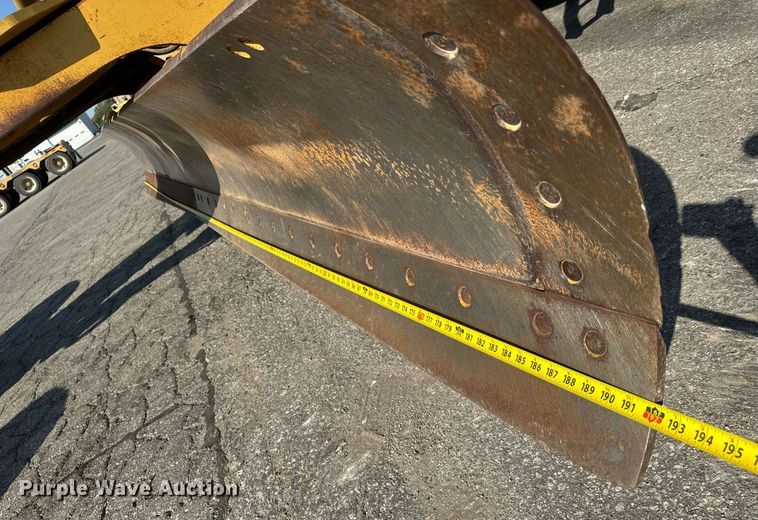 image for item MS9813 2003 Caterpillar 140H VHP Plus motor grader