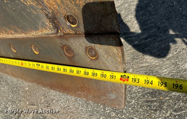 image for item MS9813 2003 Caterpillar 140H VHP Plus motor grader