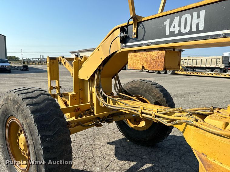 image for item MS9813 2003 Caterpillar 140H VHP Plus motor grader