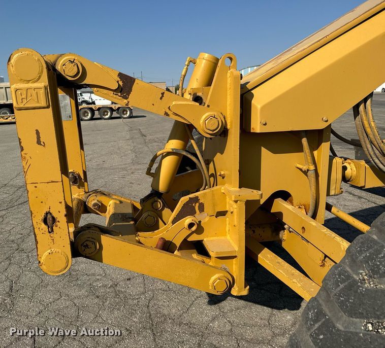 image for item MS9813 2003 Caterpillar 140H VHP Plus motor grader