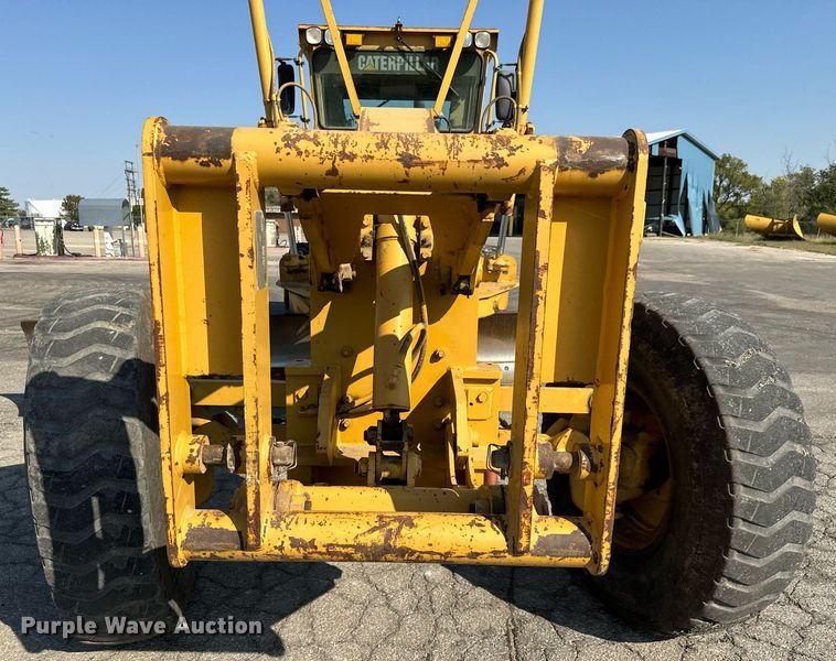 image for item MS9813 2003 Caterpillar 140H VHP Plus motor grader