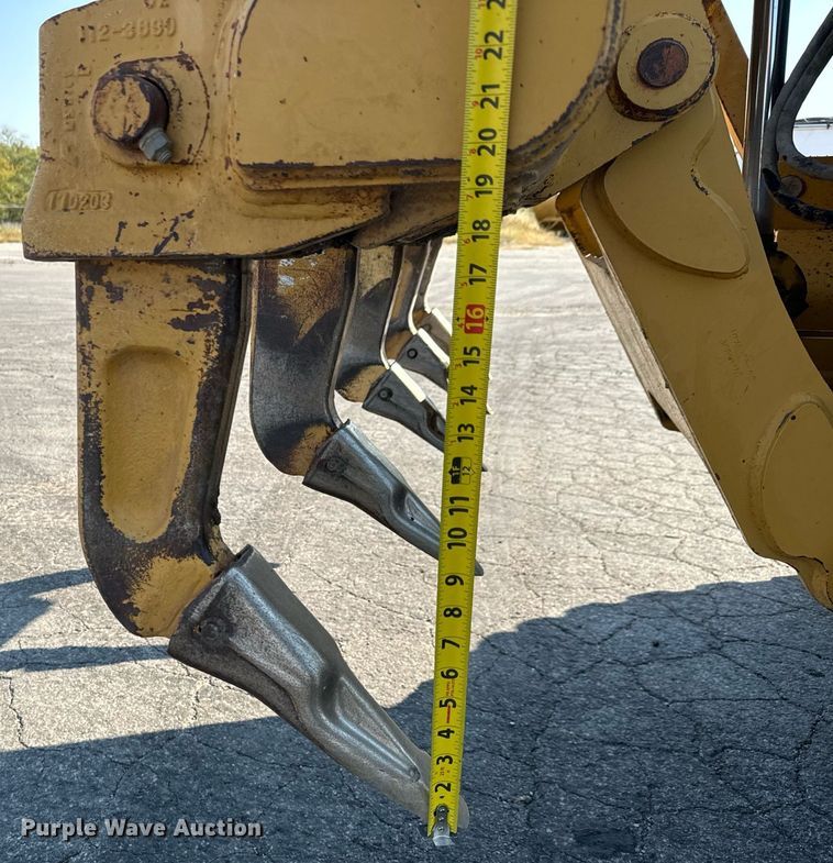 image for item MS9813 2003 Caterpillar 140H VHP Plus motor grader