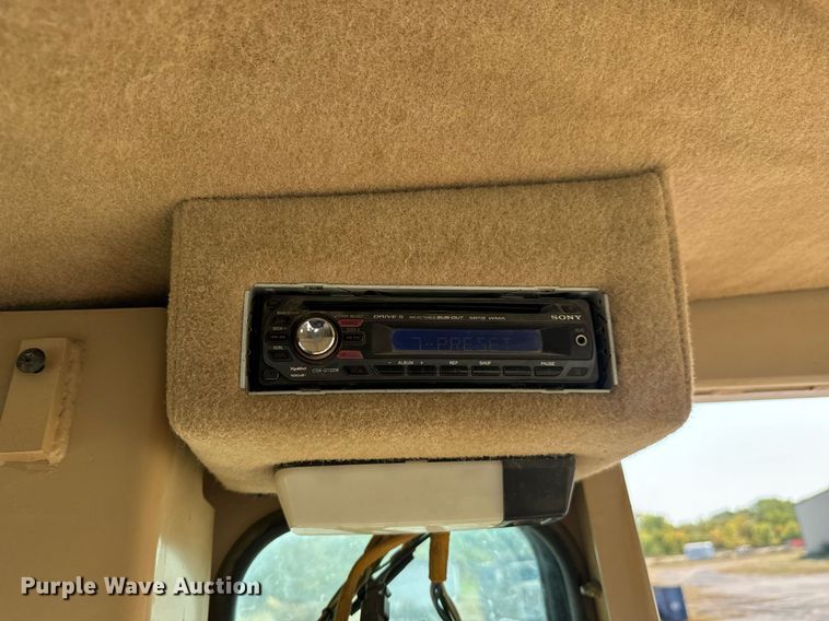 image for item MS9813 2003 Caterpillar 140H VHP Plus motor grader