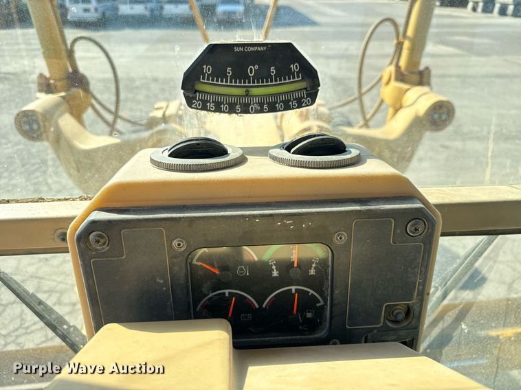 image for item MS9813 2003 Caterpillar 140H VHP Plus motor grader