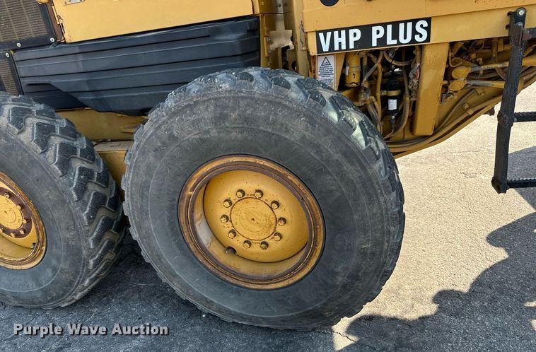 image for item MS9813 2003 Caterpillar 140H VHP Plus motor grader