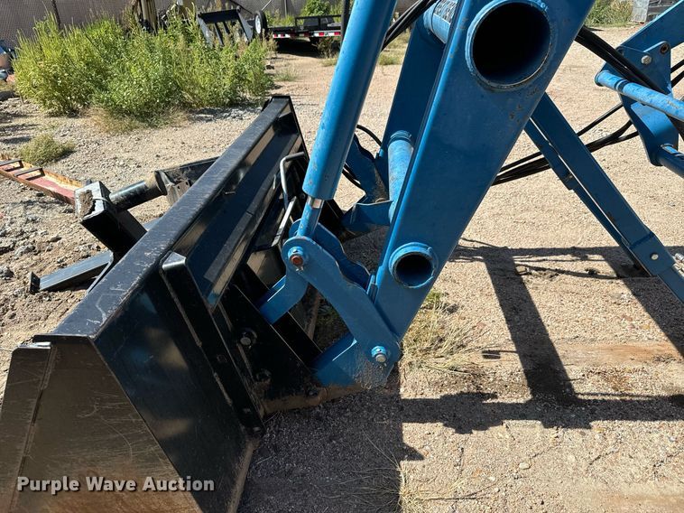 image for item MV9232 Great Bend  870 loader