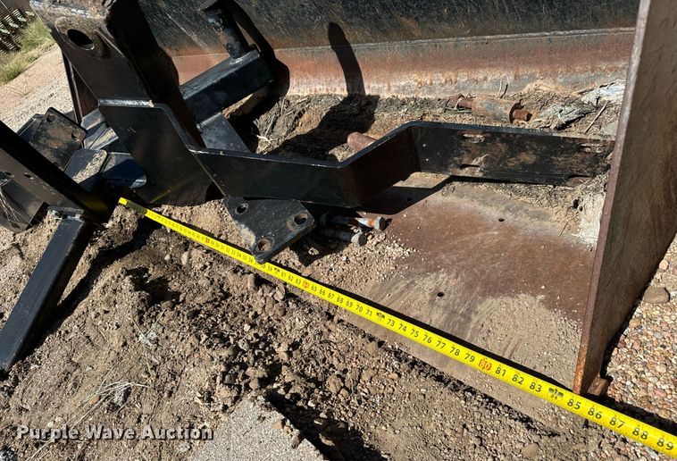 image for item MV9232 Great Bend  870 loader