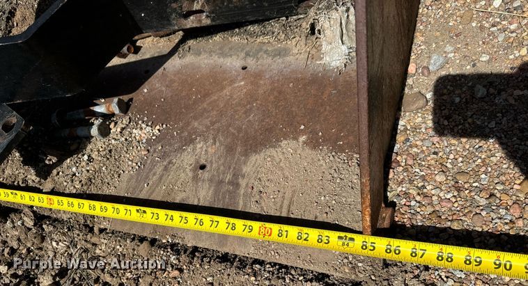 image for item MV9232 Great Bend  870 loader