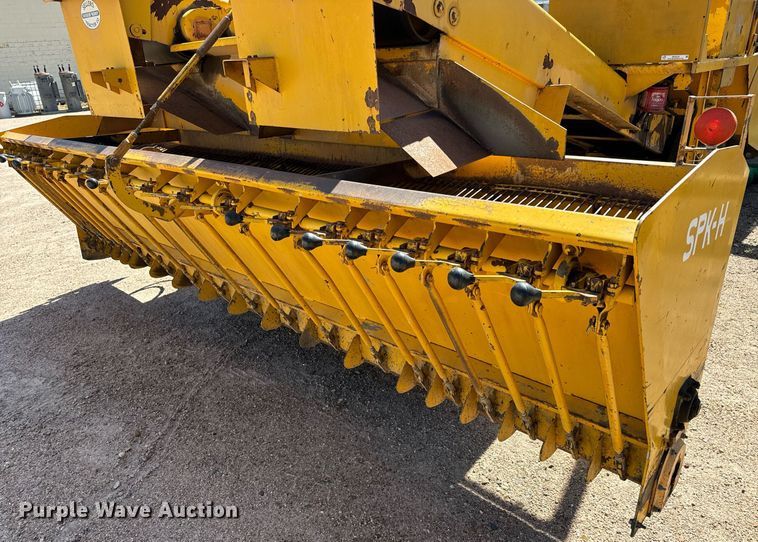 image for item MV9233 Koehring SPK-H chip spreader