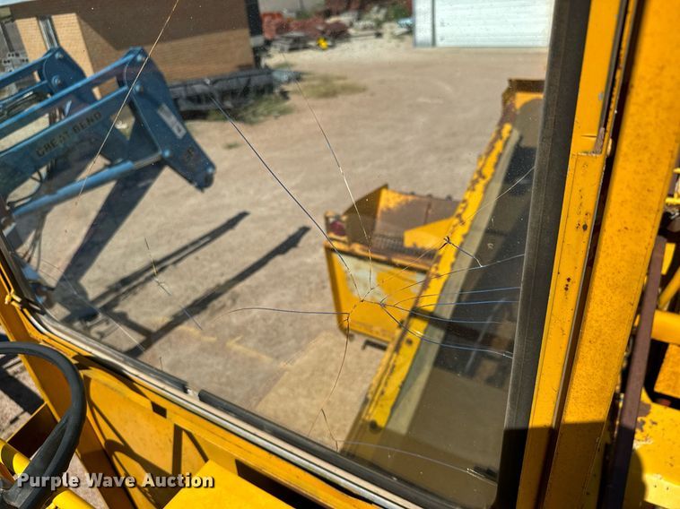 image for item MV9233 Koehring SPK-H chip spreader