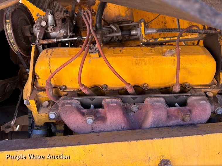 image for item MV9233 Koehring SPK-H chip spreader