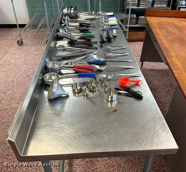 image for item MV9274 Restaurant equipment 