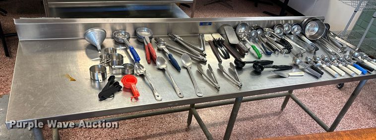 image for item MV9274 Restaurant equipment 