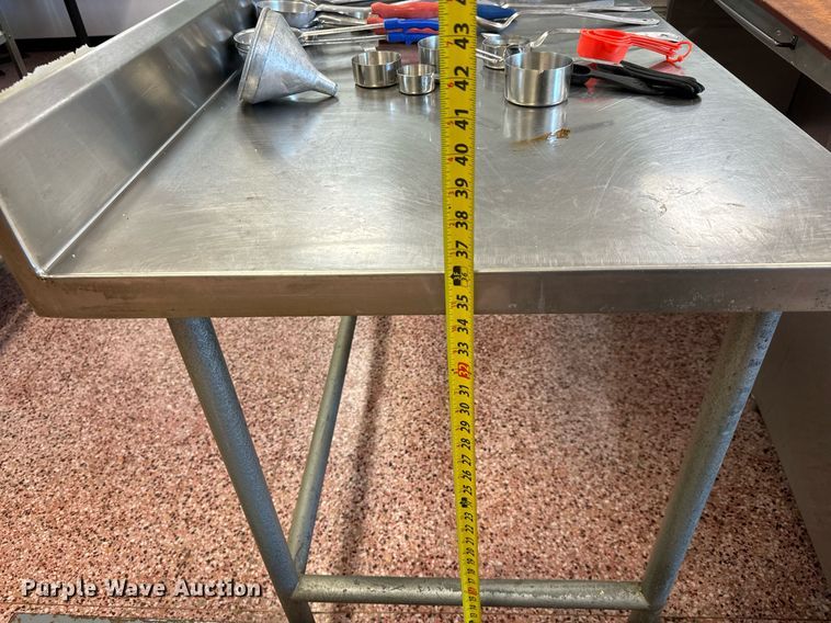 image for item MV9274 Restaurant equipment 