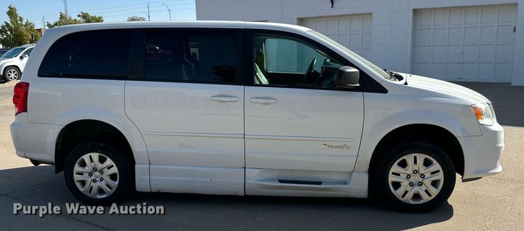 image for item MV9280 2015 Dodge Grand Caravan handicap accessible van