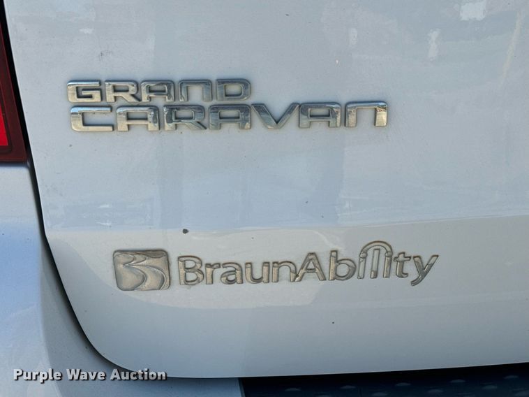 image for item MV9280 2015 Dodge Grand Caravan handicap accessible van