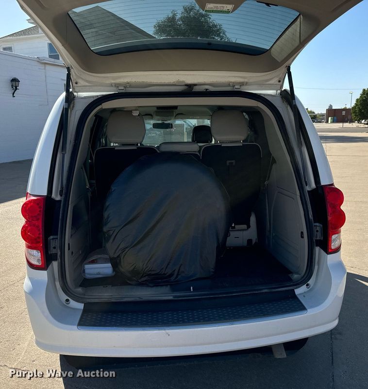 image for item MV9280 2015 Dodge Grand Caravan handicap accessible van