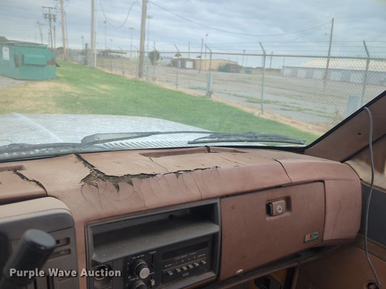 image for item NG9930 1988 Chevrolet S10 utility bed pickup truck