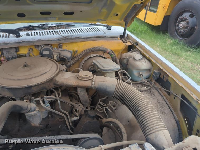 image for item NG9930 1988 Chevrolet S10 utility bed pickup truck