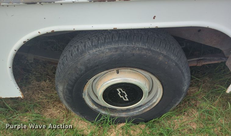 image for item NG9930 1988 Chevrolet S10 utility bed pickup truck