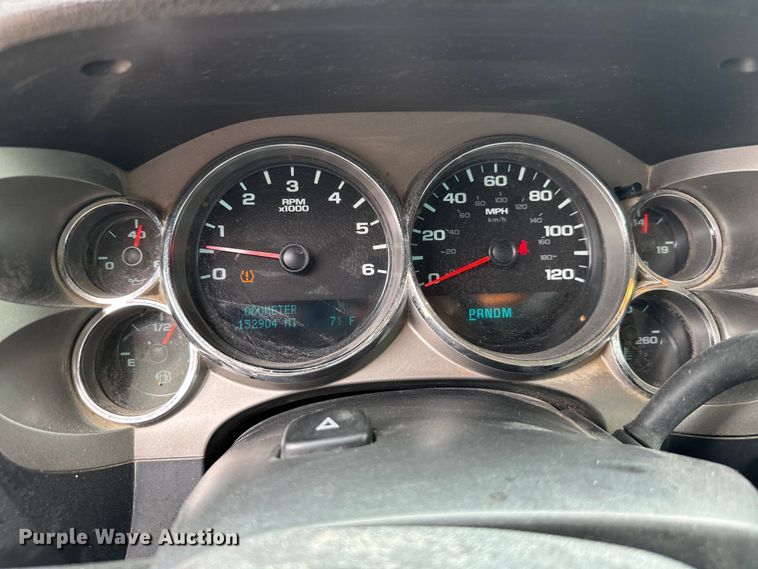 image for item NQ9758 2010 Chevrolet  Silverado 1500 Ext. Cab pickup truck