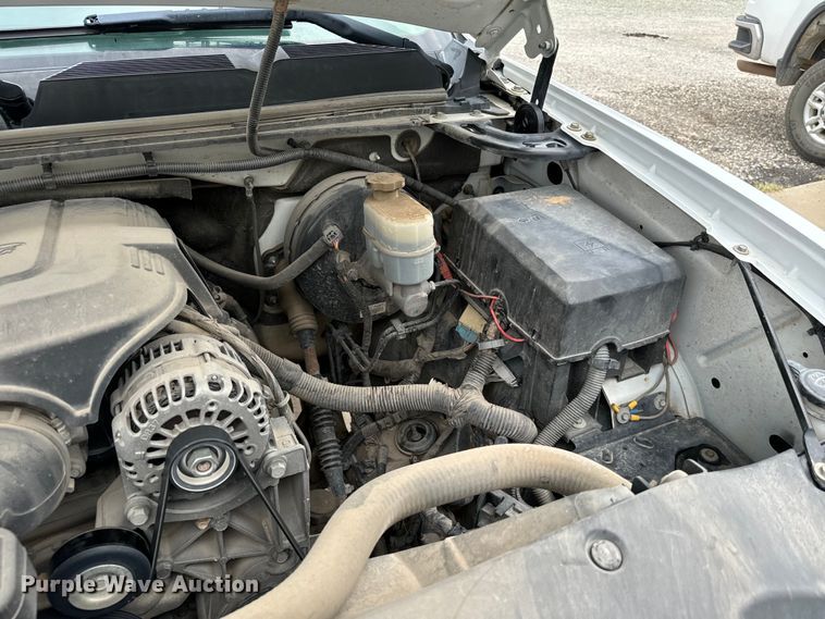 image for item NQ9758 2010 Chevrolet  Silverado 1500 Ext. Cab pickup truck