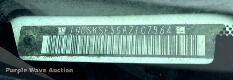 image for item NQ9758 2010 Chevrolet  Silverado 1500 Ext. Cab pickup truck