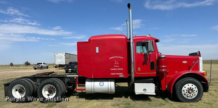image for item DD3353 1995 Peterbilt 379 semi truck