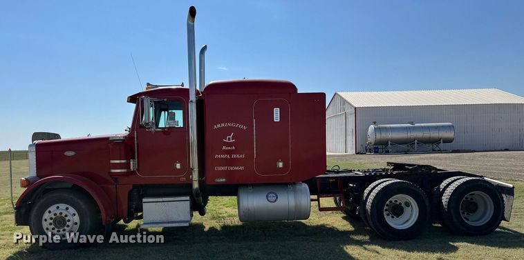 image for item DD3353 1995 Peterbilt 379 semi truck