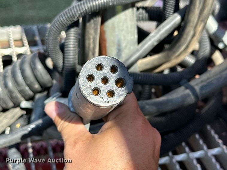 image for item DD3353 1995 Peterbilt 379 semi truck