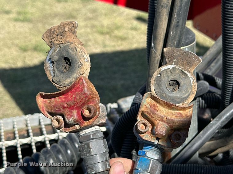 image for item DD3353 1995 Peterbilt 379 semi truck