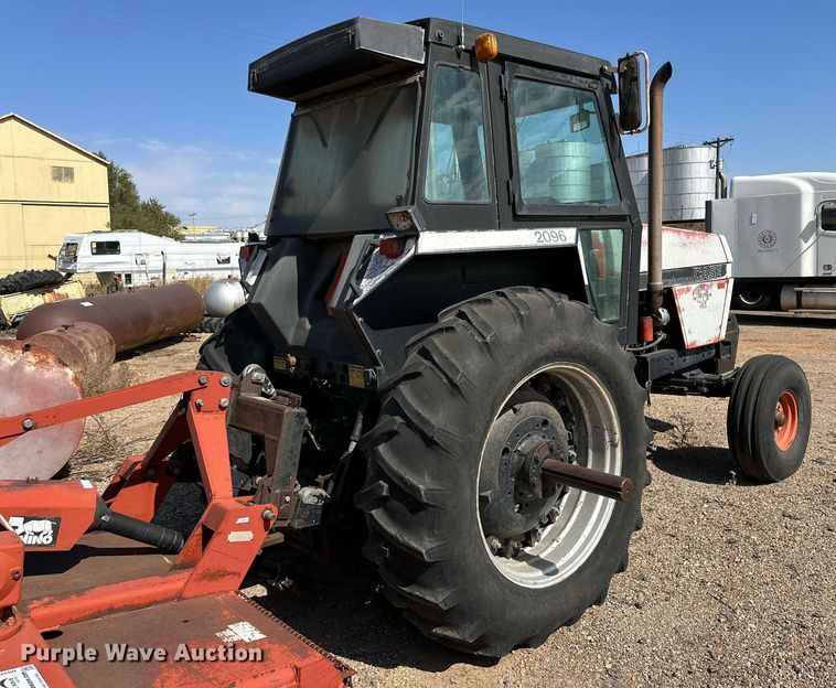 image for item DD3365 1985 Case  2096 tractor